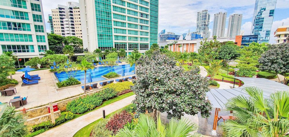 undefined QUARTER by Kozystay 3