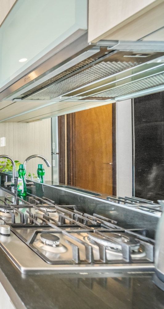 QUARTER by Kozystay Apartment, 2 Bedrooms, Non Smoking, City View 3