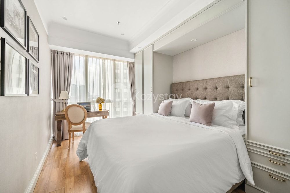 undefined LYON by Kozystay 8