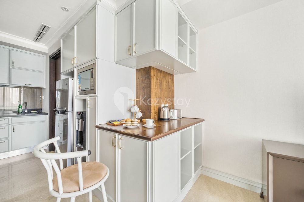 LYON by Kozystay Apartment, 2 Bedrooms, City View 8