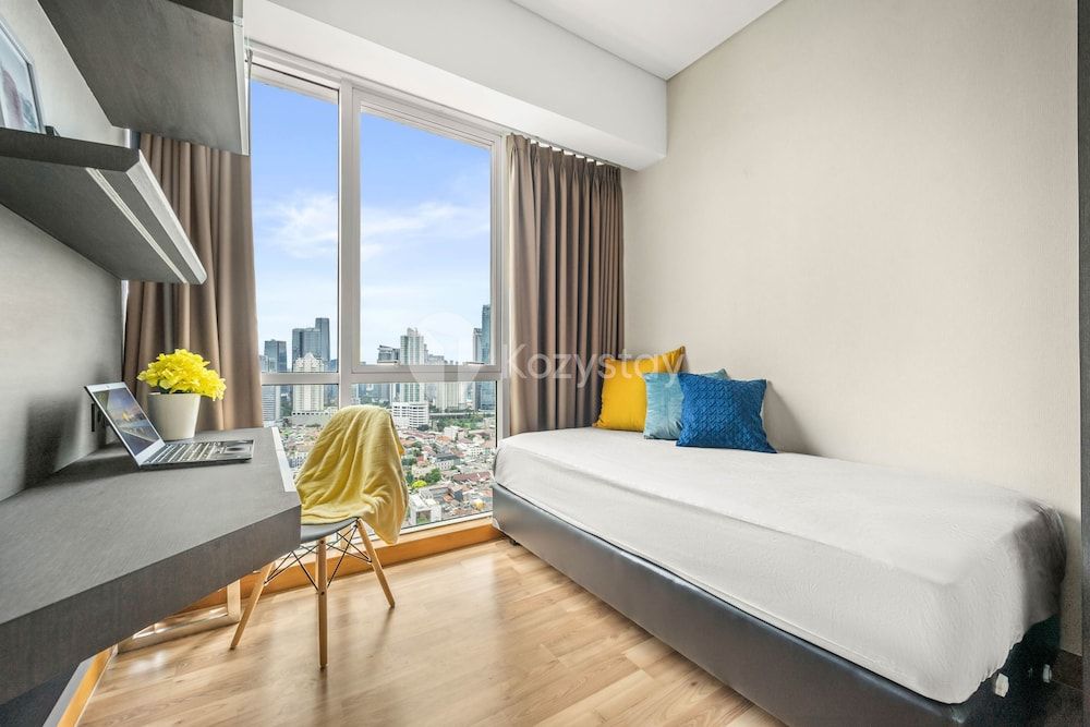 undefined LONDON by Kozystay 7