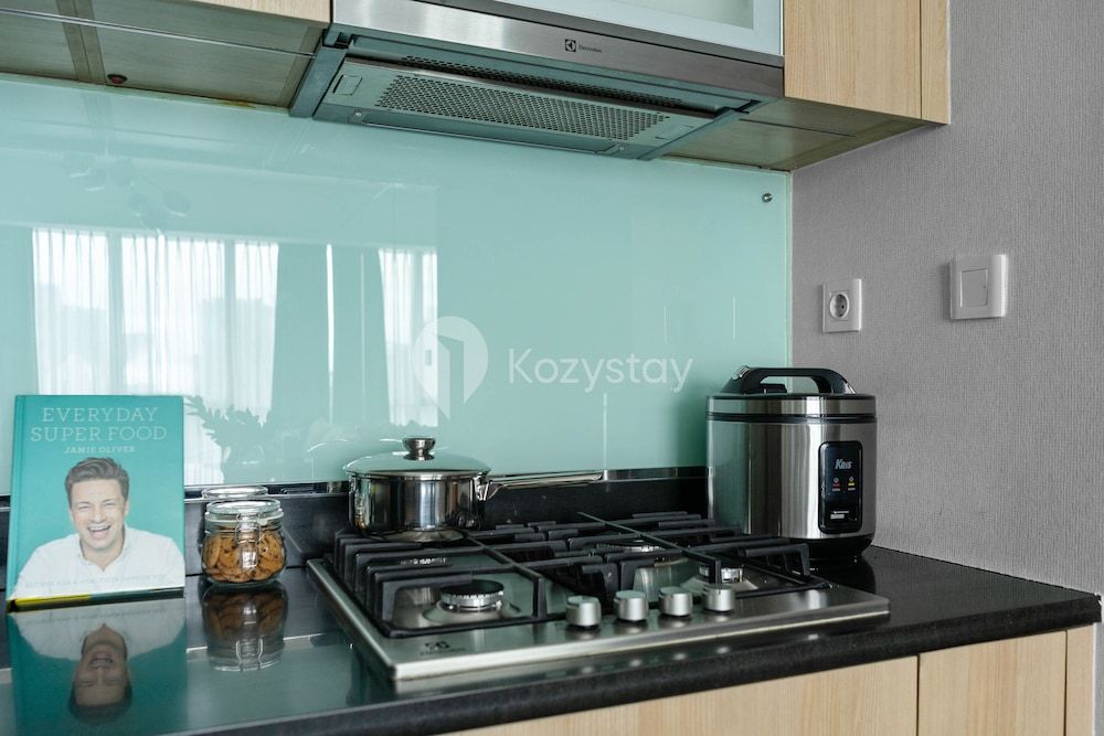 LONDON by Kozystay Apartment, 2 Bedrooms, City View 11