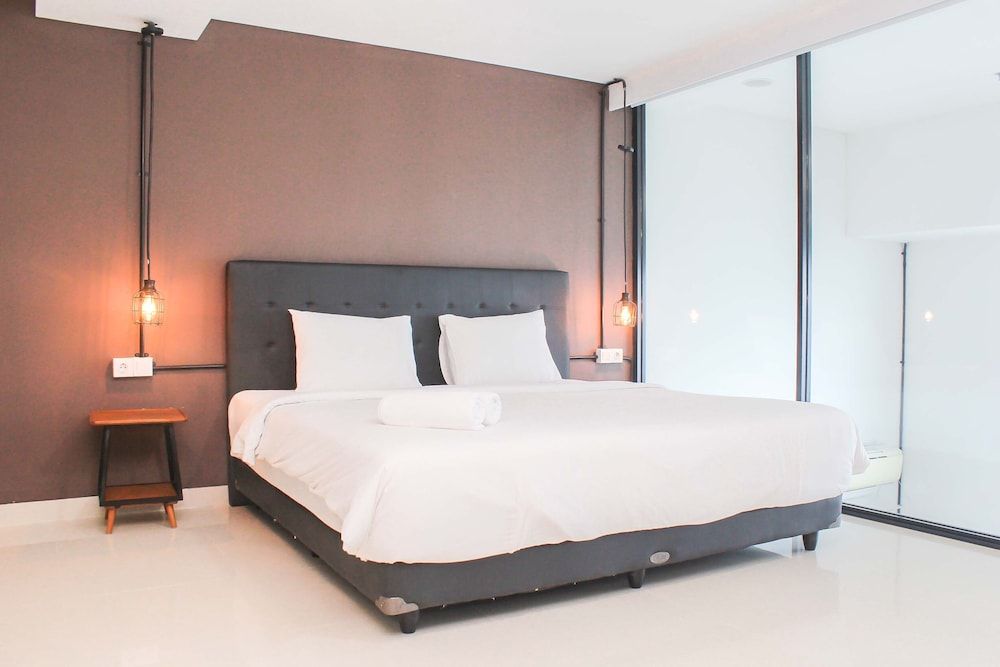 undefined Stunning And Strategic 1Br Loft At Neo Soho Apartment 4