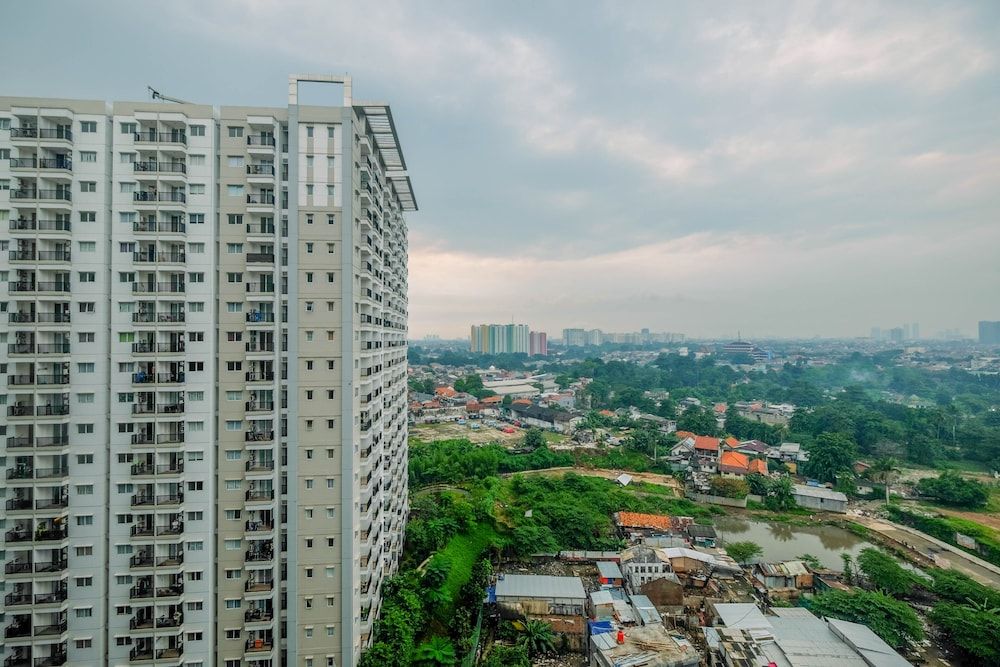 undefined Minimalist 2Br Apartment At Signature Park Grande Near Mt. Haryono 2