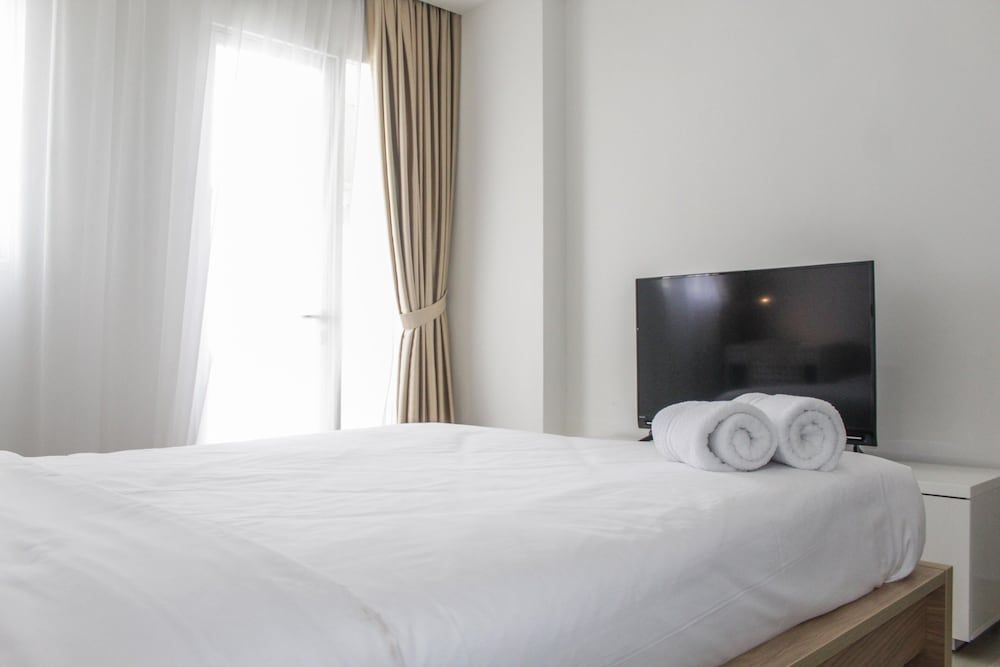 undefined Best And Simply Clean Studio Signature Park Grande Apartment