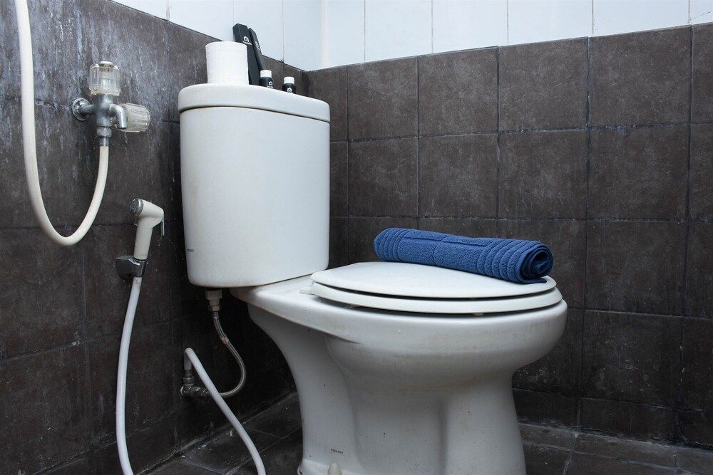 undefined Comfort Living 1Br At Green Pramuka City Apartment 10