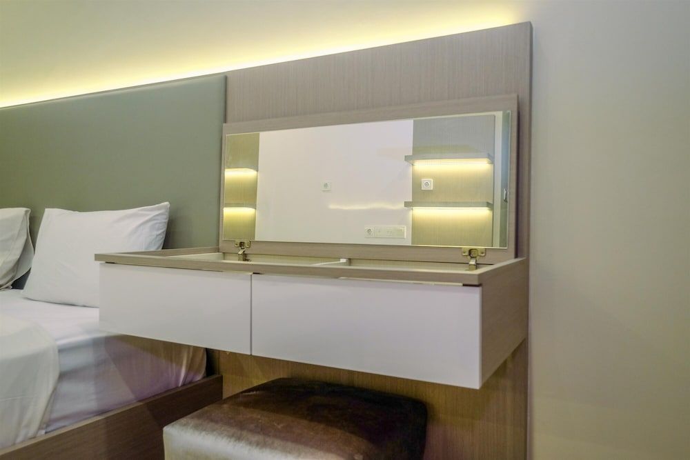 undefined Cozy and Nice 2BR at Ciputra World 2 Apartment 4