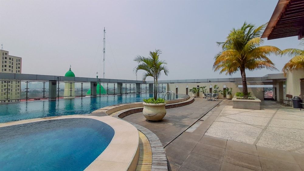 undefined Comfort and Cozy Studio at MT Haryono Square Apartment 3