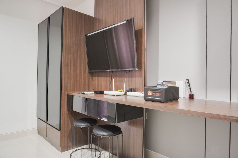 undefined Nice And Comfort Studio At West Vista Apartment 2