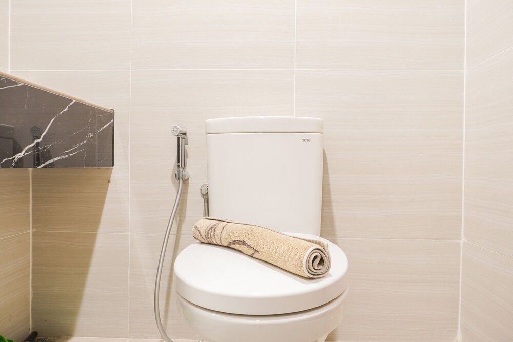 undefined Nice And Comfort Studio At West Vista Apartment 10