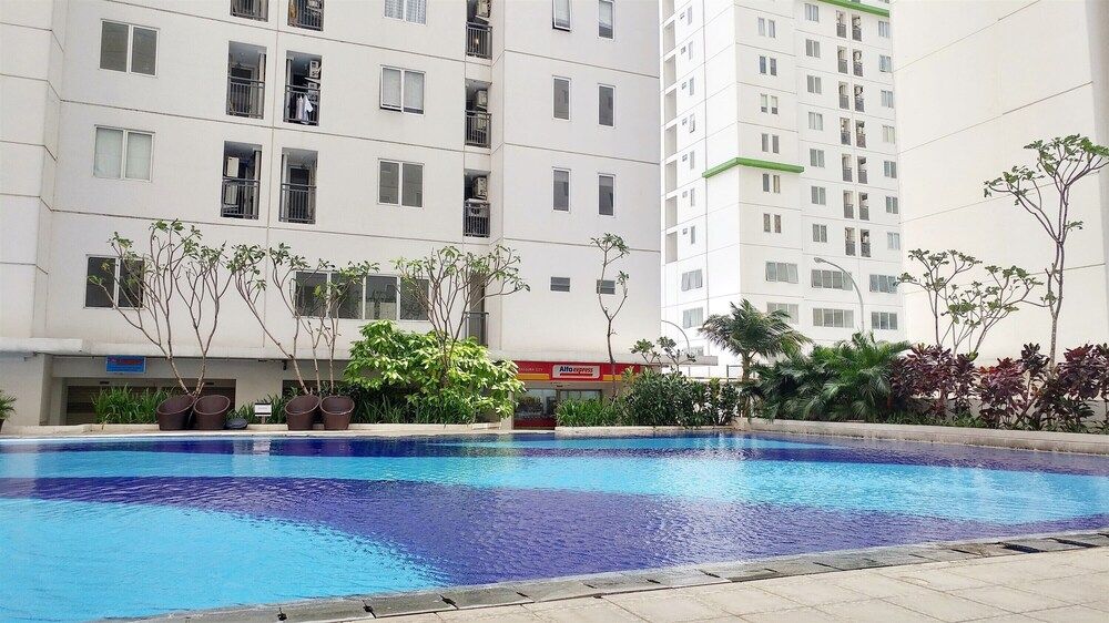 undefined Comfortable 2Br Apartment At Bassura City 3