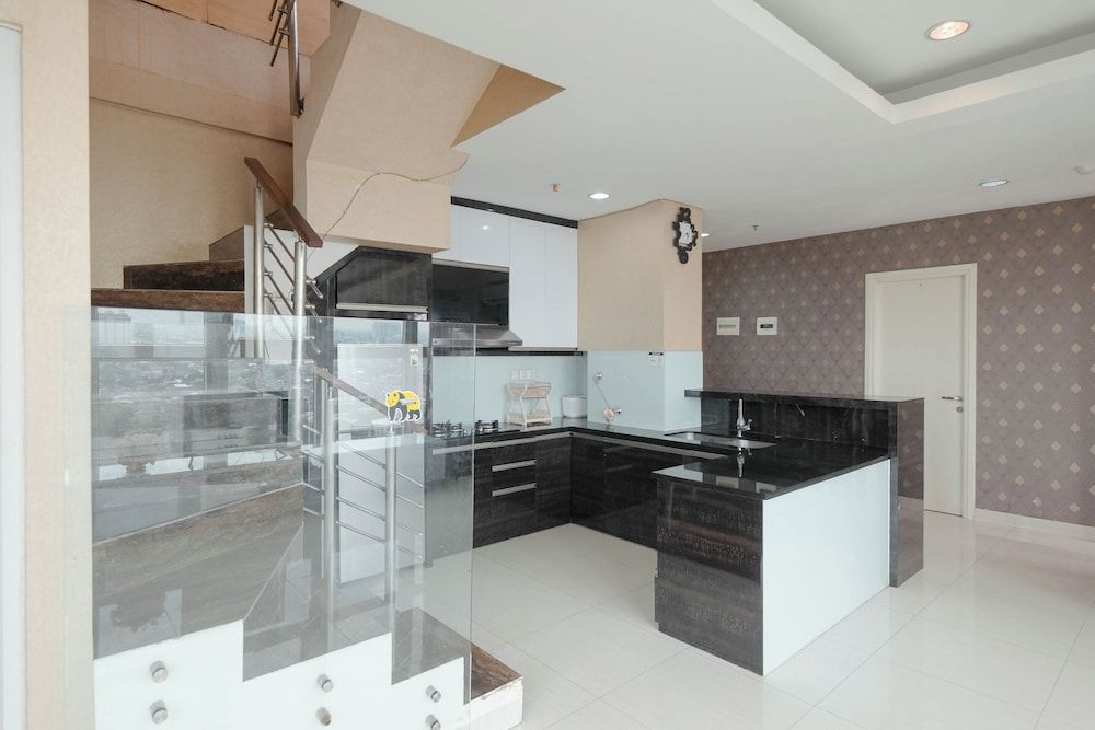 undefined Spacious Pent House 3BR at Sunter Park View Apartment 5