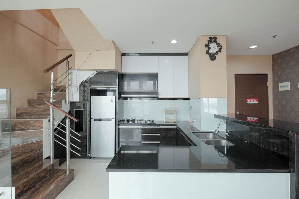 undefined Spacious Pent House 3BR at Sunter Park View Apartment 3