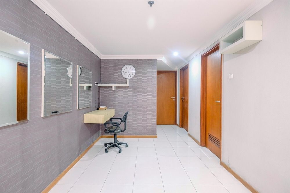 undefined Glitzy 3BR Residence at Grand Palace Kemayoran Apartment 6