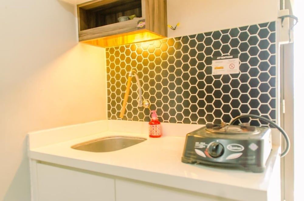 undefined Comfort Living 1Br With Extra Room Apartment At Mt Haryono Residence 7