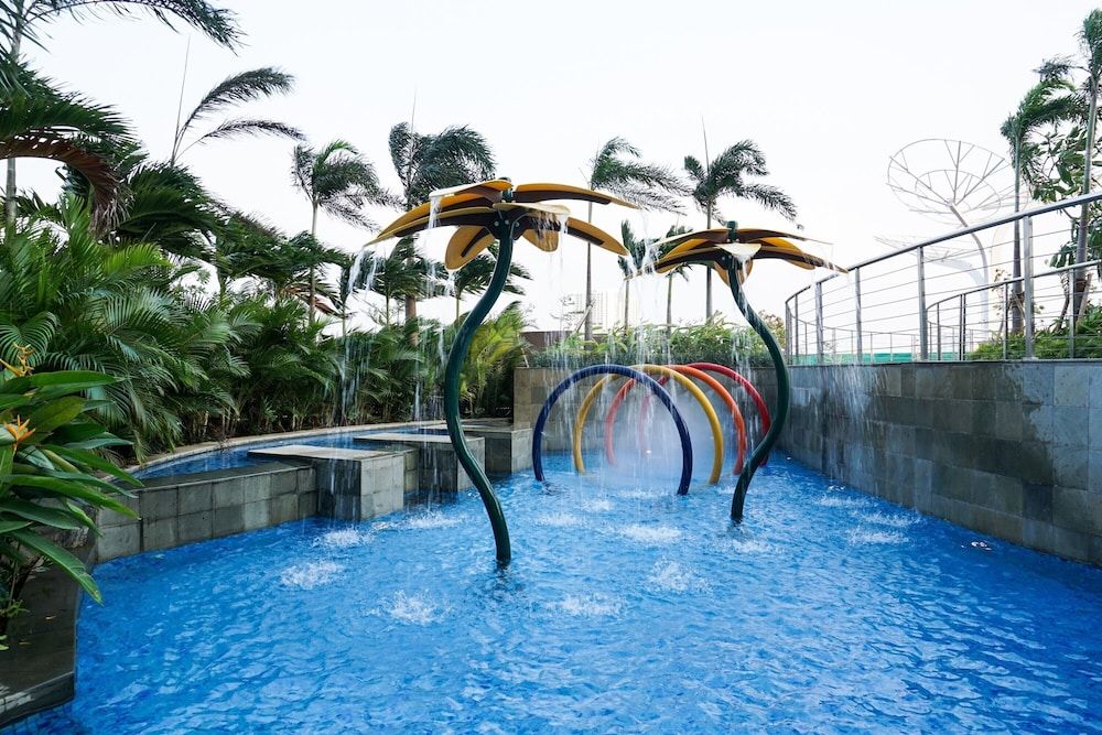 undefined Luxurious 1Br At West Vista Apartment 4