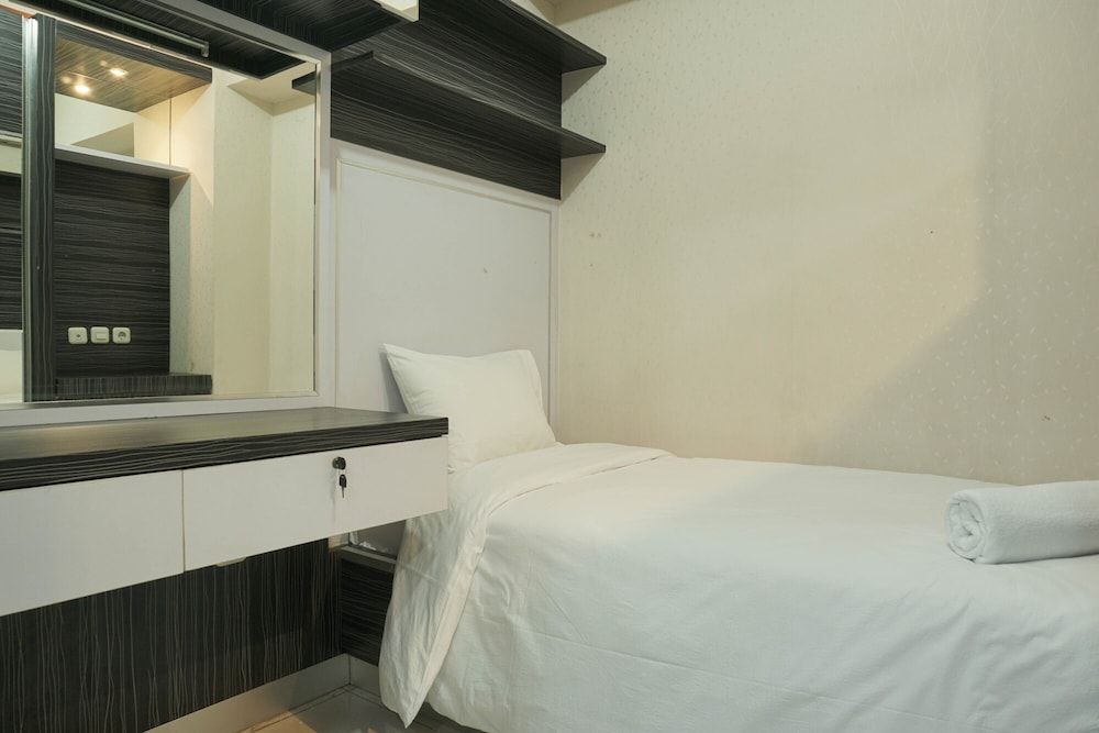 undefined Cozy Stay 2Br Green Bay Pluit Apartment 9