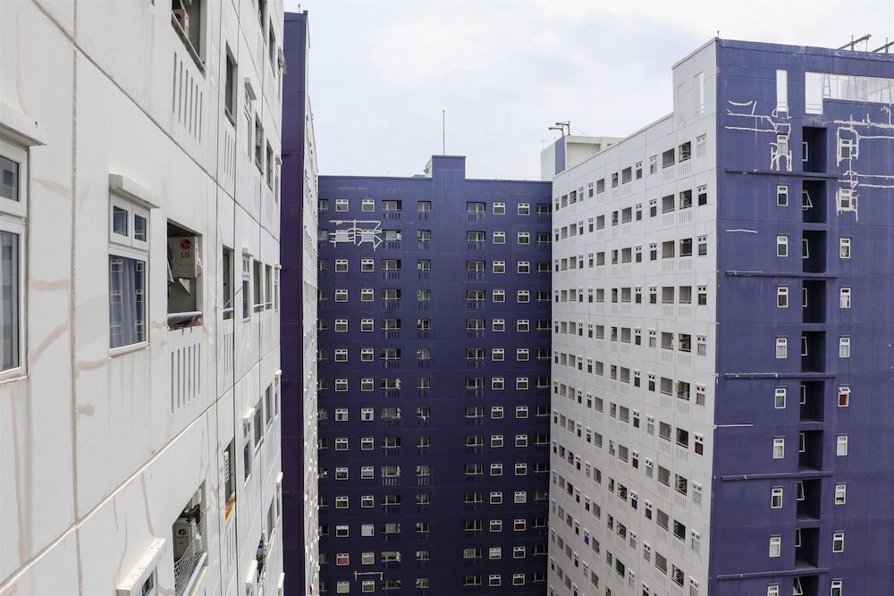 undefined Cozy Stay and Simply 2BR at Green Pramuka City Apartment 3