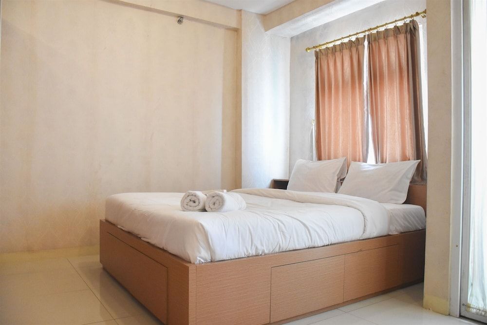 undefined Best Deal and Comfort Big Studio at Green Pramuka City Apartment