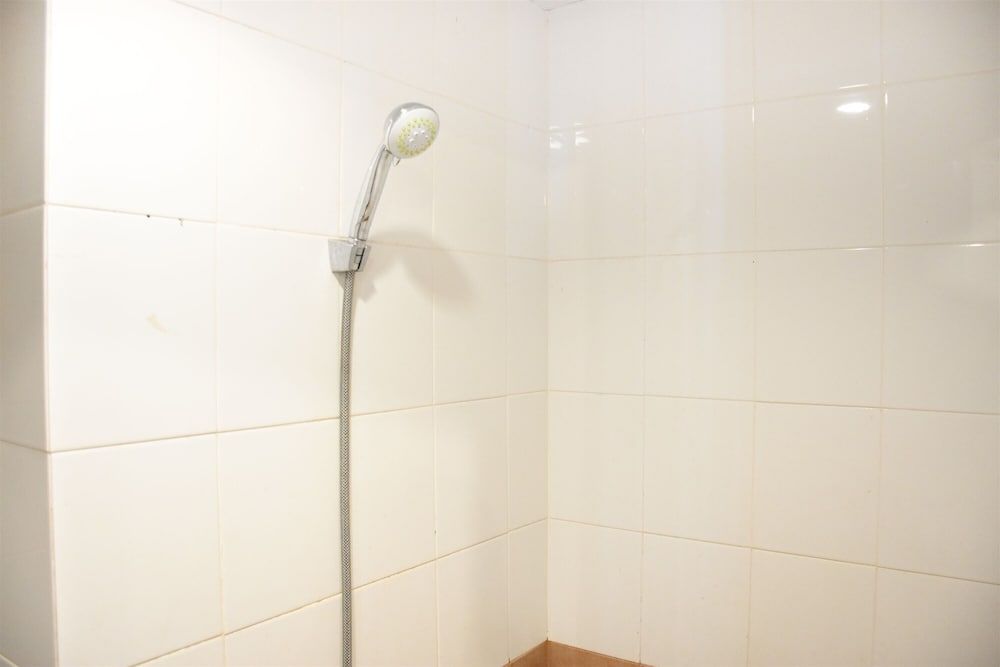 undefined Best Deal and Comfort Big Studio at Green Pramuka City Apartment 7