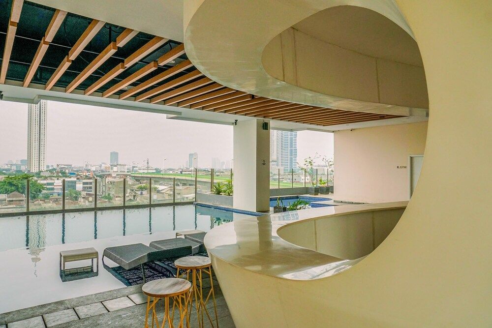 undefined Elegant And Comfort Studio Kebayoran Icon Apartment 5