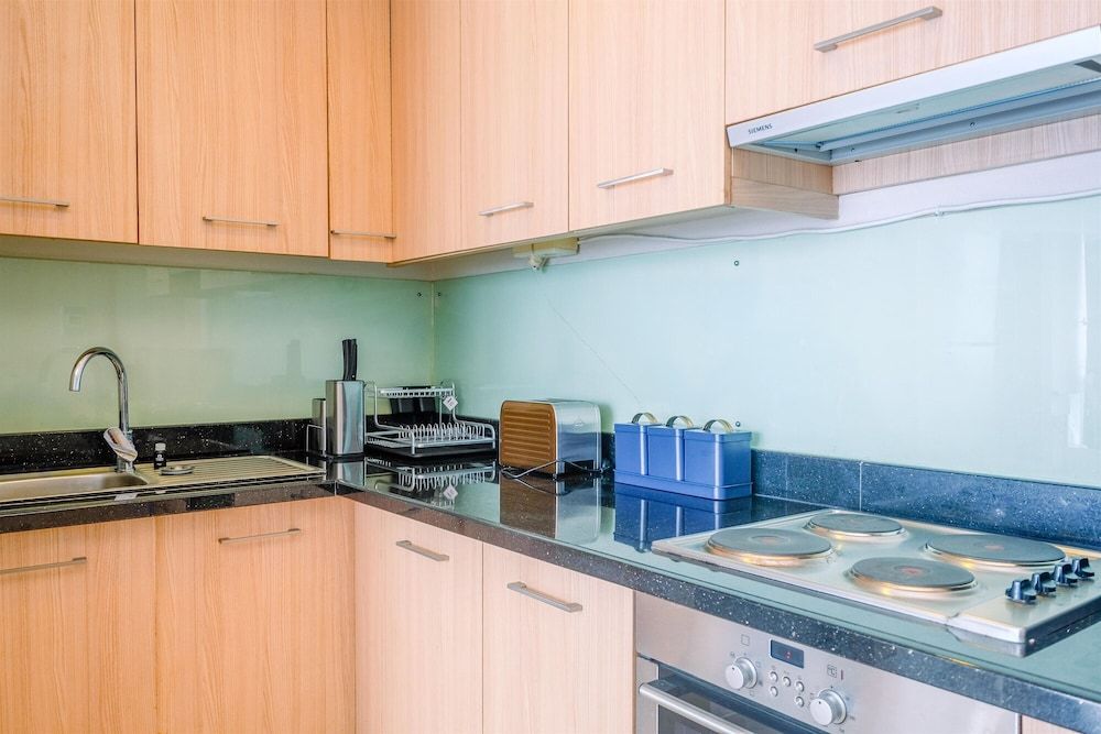 undefined New Furnished And Comfortable 2Br At The Mayflower Apartment 2