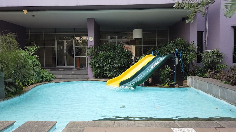 undefined Elegant 3BR + 1 Apartment with Private Lift & 80 mbps internet at The Lavande Residence 9