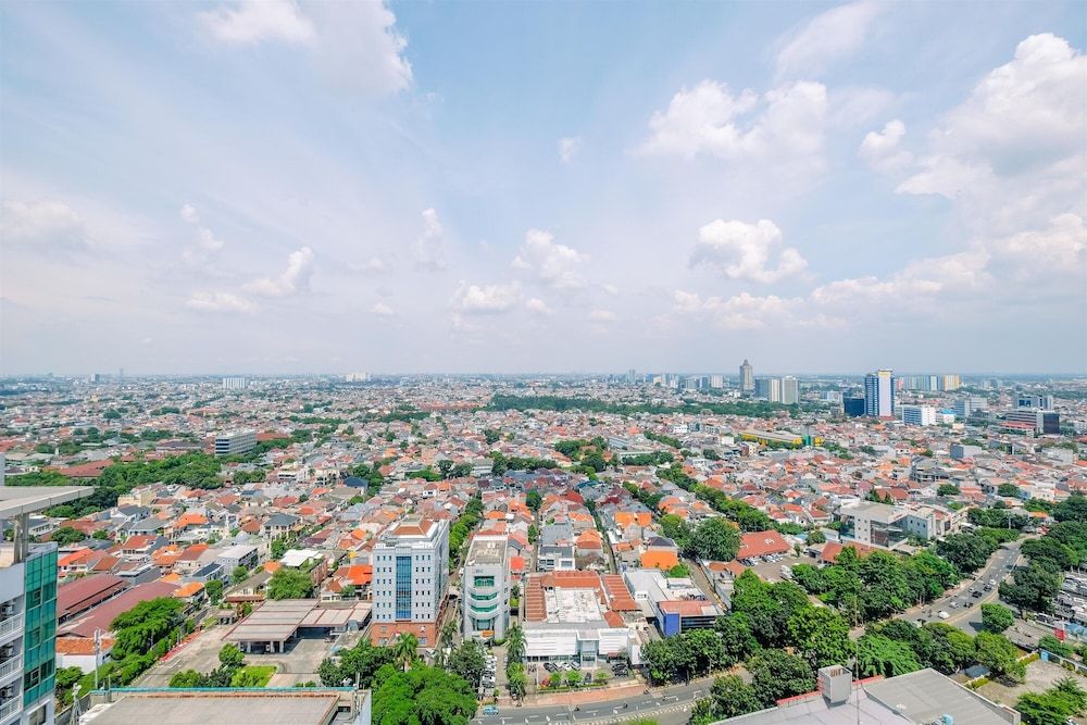 undefined Elegant 3BR + 1 Apartment with Private Lift & 80 mbps internet at The Lavande Residence 6