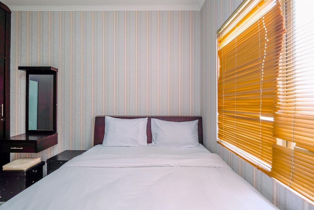 undefined Comfortable 2BR Apartment at Sudirman Park 3