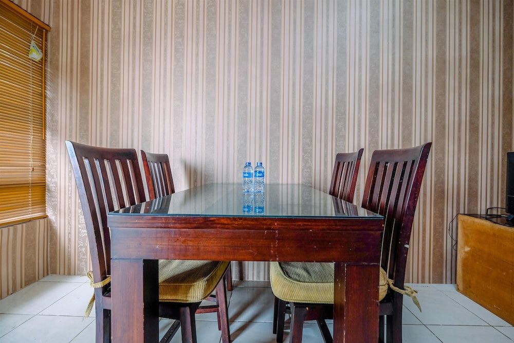 undefined Comfortable 2BR Apartment at Sudirman Park 10
