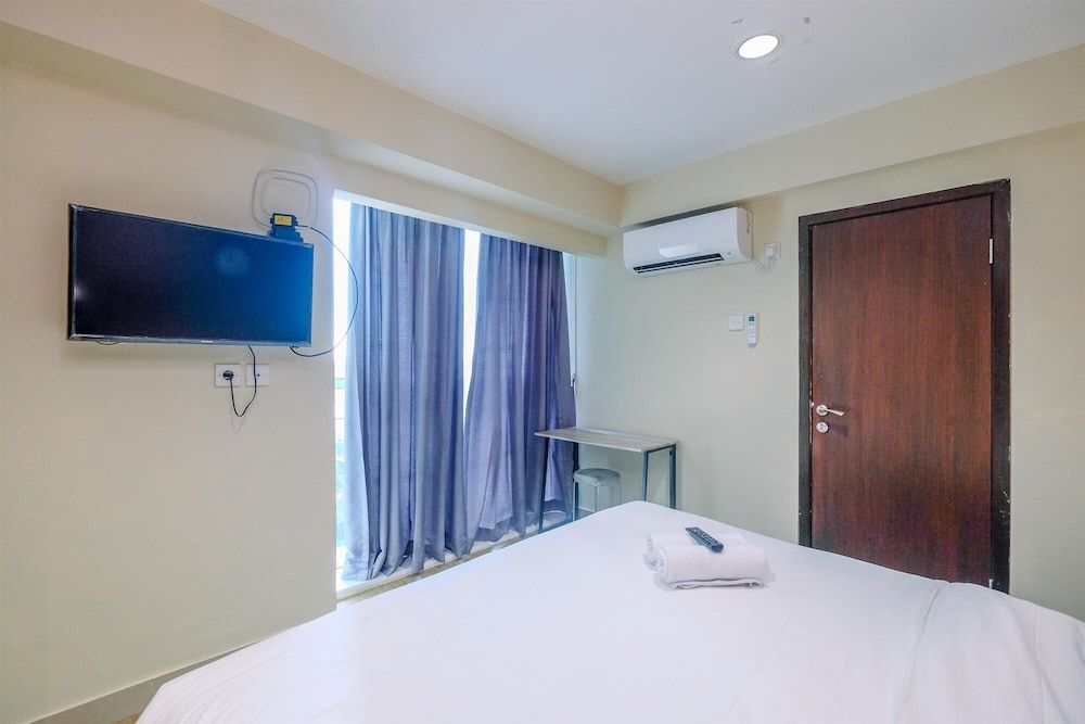 undefined Minimalist And Comfort 2Br At Tamansari The Hive Apartment 7