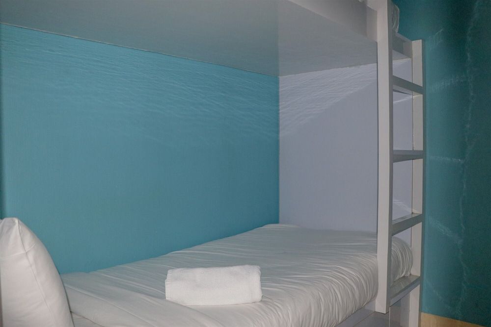 undefined Homey And Cozy Stay 2Br At Green Pramuka City Apartment 3