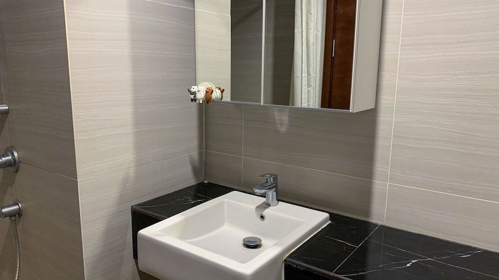 undefined Minimalist And Comfort Studio At West Vista Apartment 9