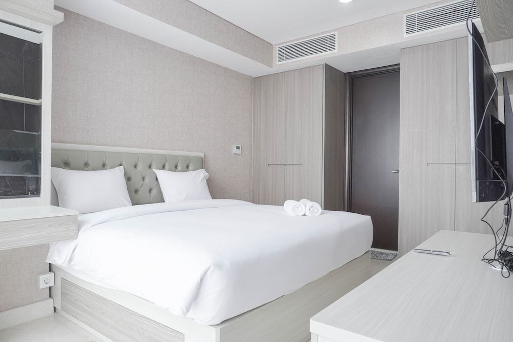 undefined Stunning And Comfy 1Br At Ciputra World 2 Apartment