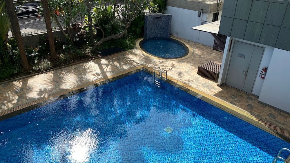 undefined Elegant And Spacious 2Br At Apartment Simprug Park Residences 3