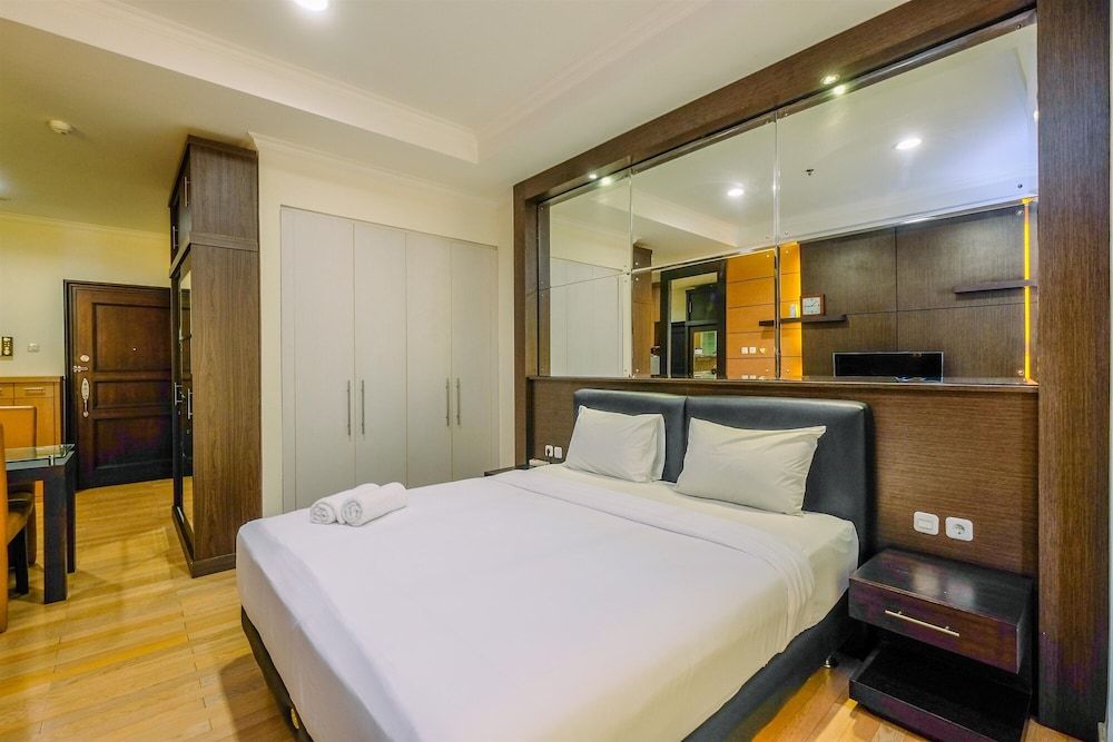 undefined Fancy And Classic Studio Room At Bellezza Apartment 6