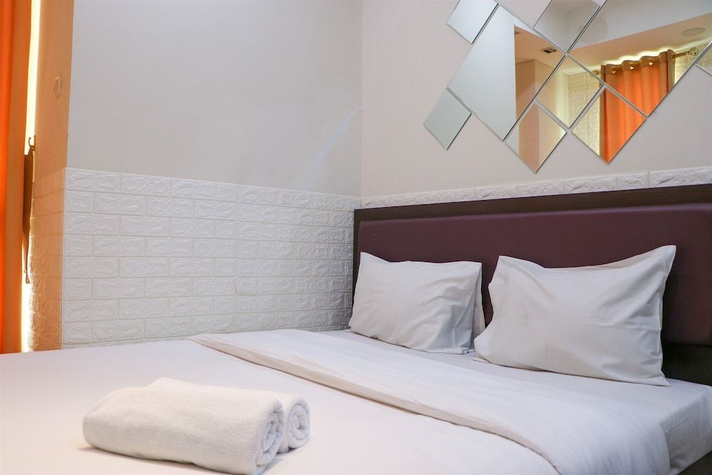 undefined Nice And Comfort 2Br Apartment At Elpis Residence 6