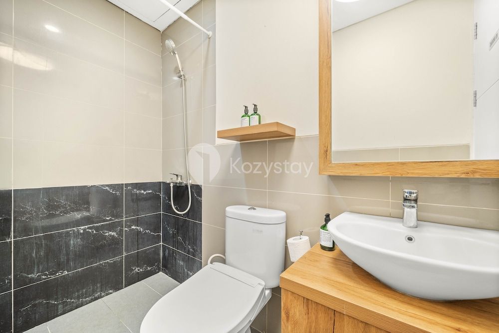 AKASA by Kozystay Apartment, 2 Bedrooms, City View 10