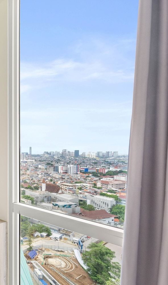 CANARY by Kozystay Apartment, 1 Bedroom, City View 9