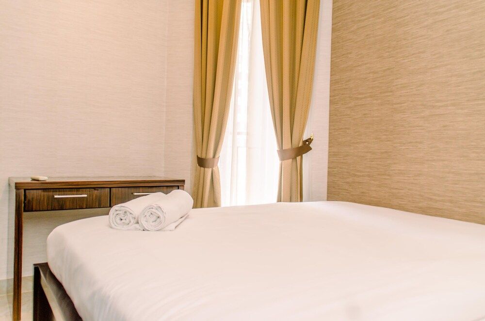 undefined Comfortable And Homey 2Br At Mangga Dua Apartment