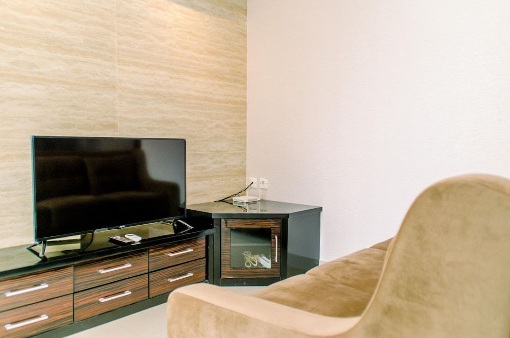 undefined Comfortable And Homey 2Br At Mangga Dua Apartment 8