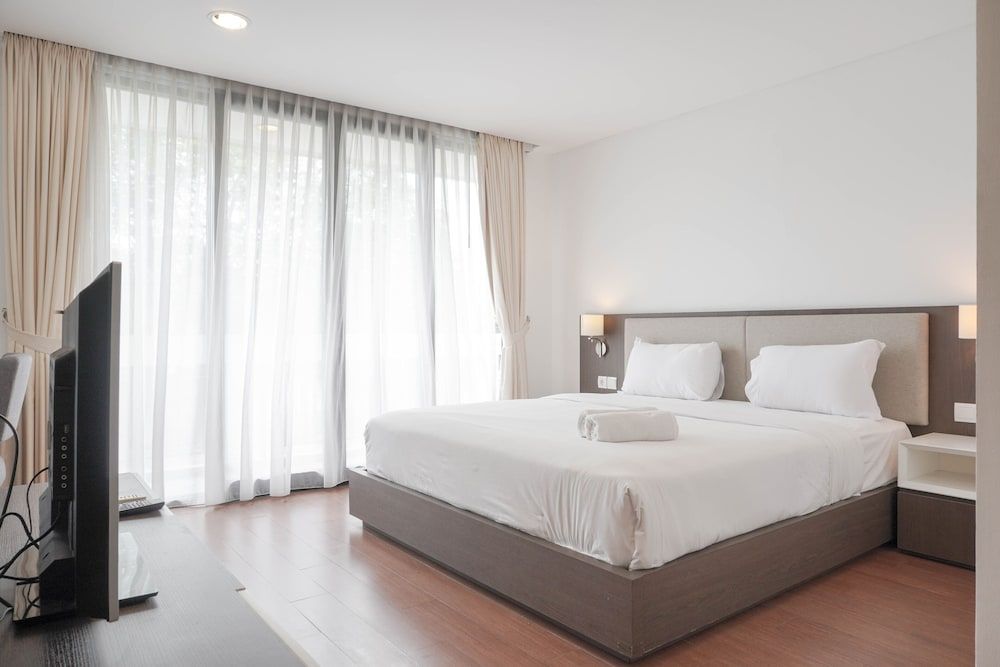 undefined Big And Cozy 3Br Apartment At Simprug Park Residences