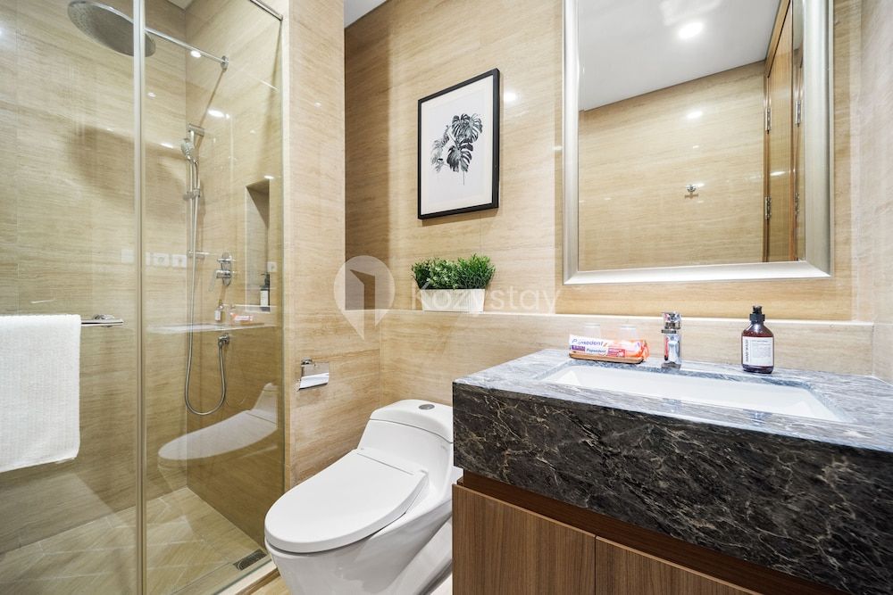 undefined EBONY by Kozystay 7