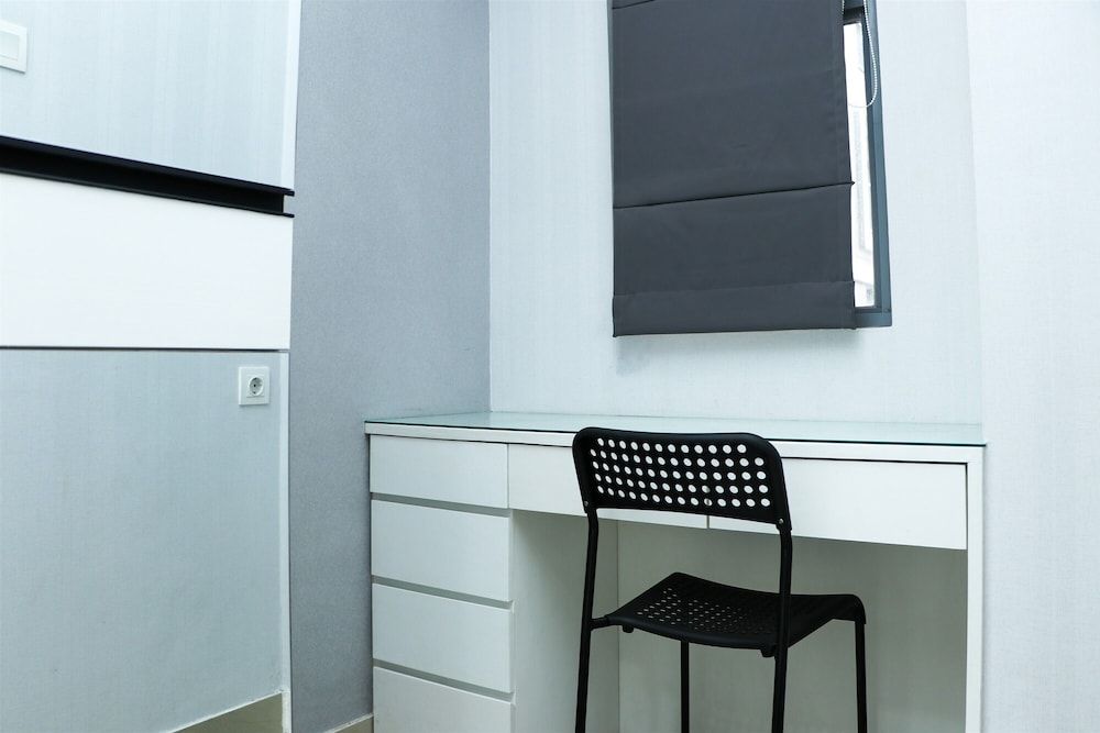 undefined Nice And Comfy 2Br Apartment At Royal Olive Residence 6