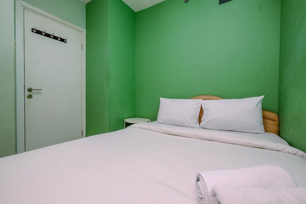 undefined Minimalist And Cozy Style 2Br At Green Pramuka City Apartment 5