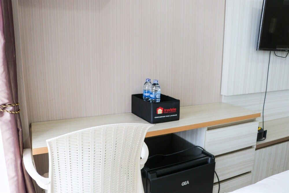 undefined Well Furnished Studio Room At Signature Park Grande Apartment 8