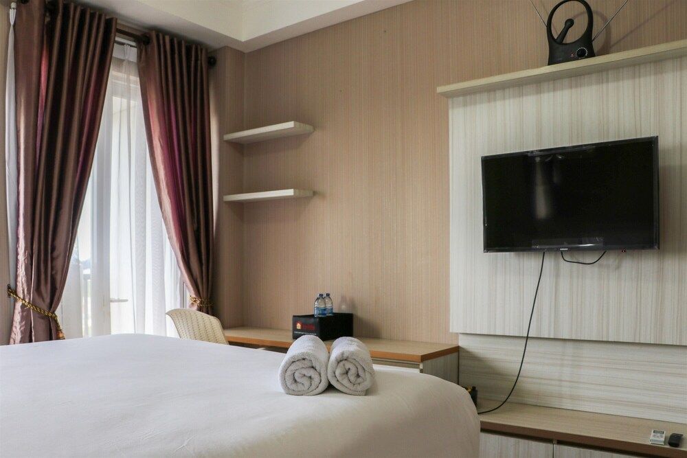 undefined Well Furnished Studio Room At Signature Park Grande Apartment 7