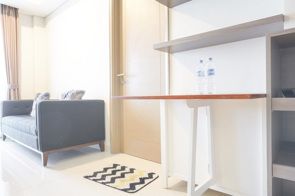 undefined Comfort 2Br At Gold Coast Apartment 8