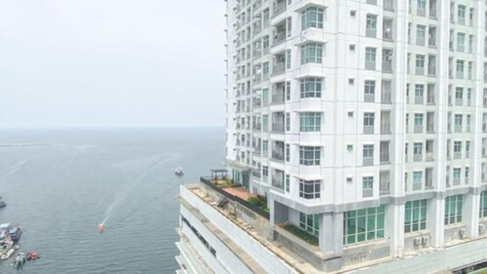 undefined Modern And Large 2Br Green Bay Pluit Apartment Facing Spectacular Sea View 2