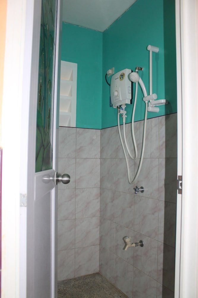 Deep Forest Garden Hotel Deluxe Room 10